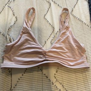 Lululemon bra